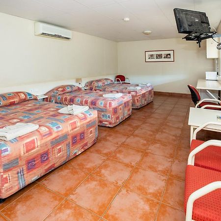 Leichhardt Hotel Motel Cloncurry Exterior photo