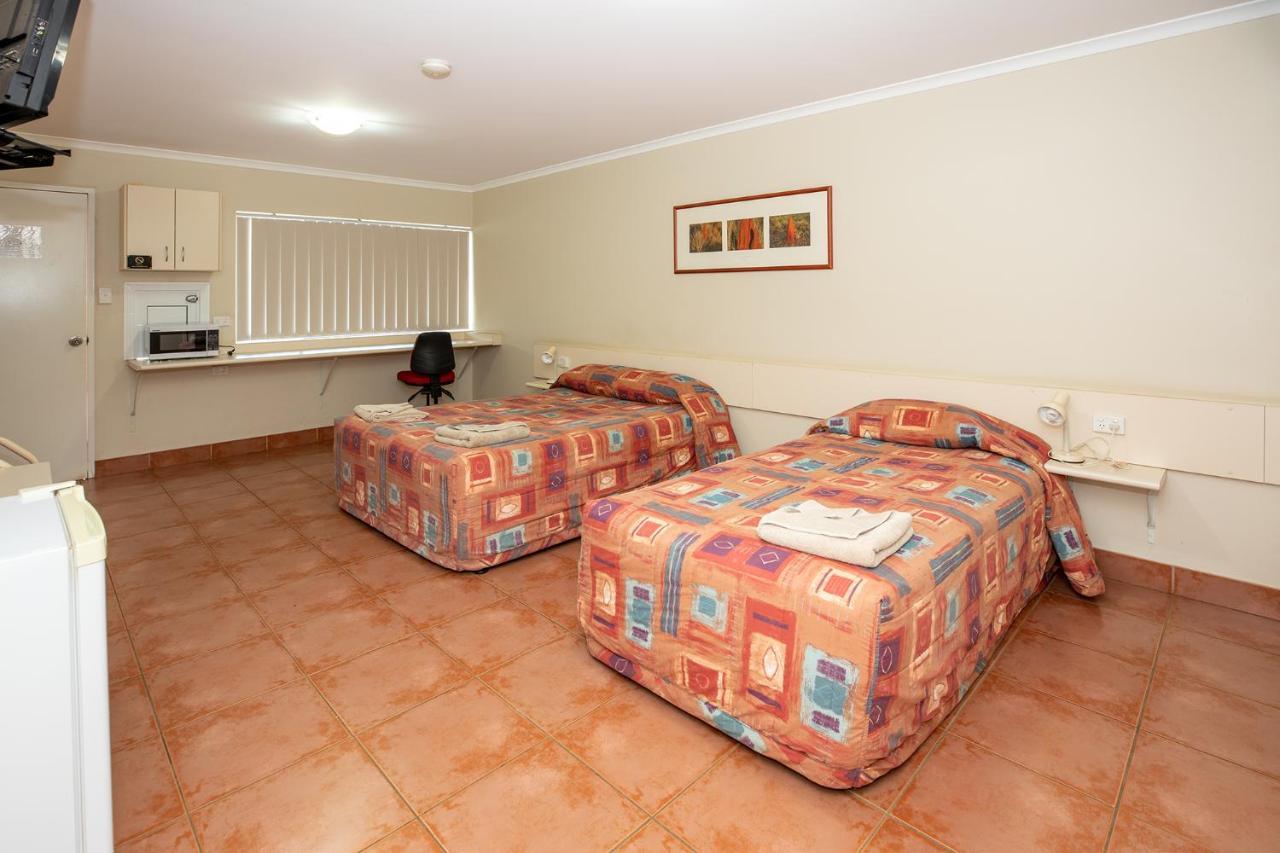 Leichhardt Hotel Motel Cloncurry Exterior photo